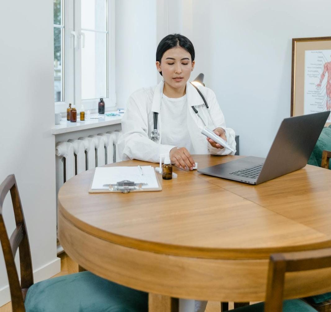 Mulheres atendidas por médicas têm menor risco de morte, diz estudo