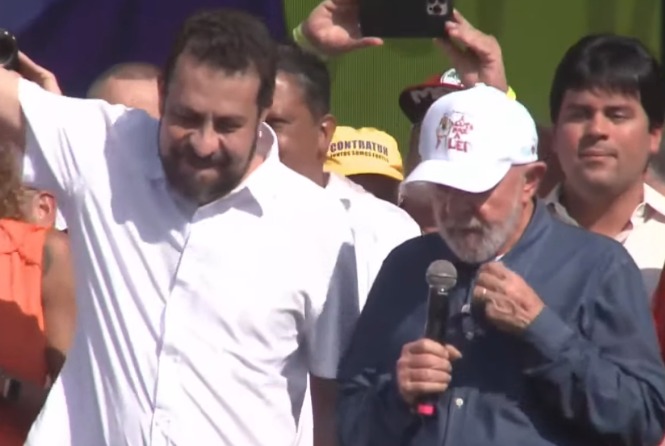 Justiça Eleitoral concede liminar contra Lula por pedido de voto a Boulos