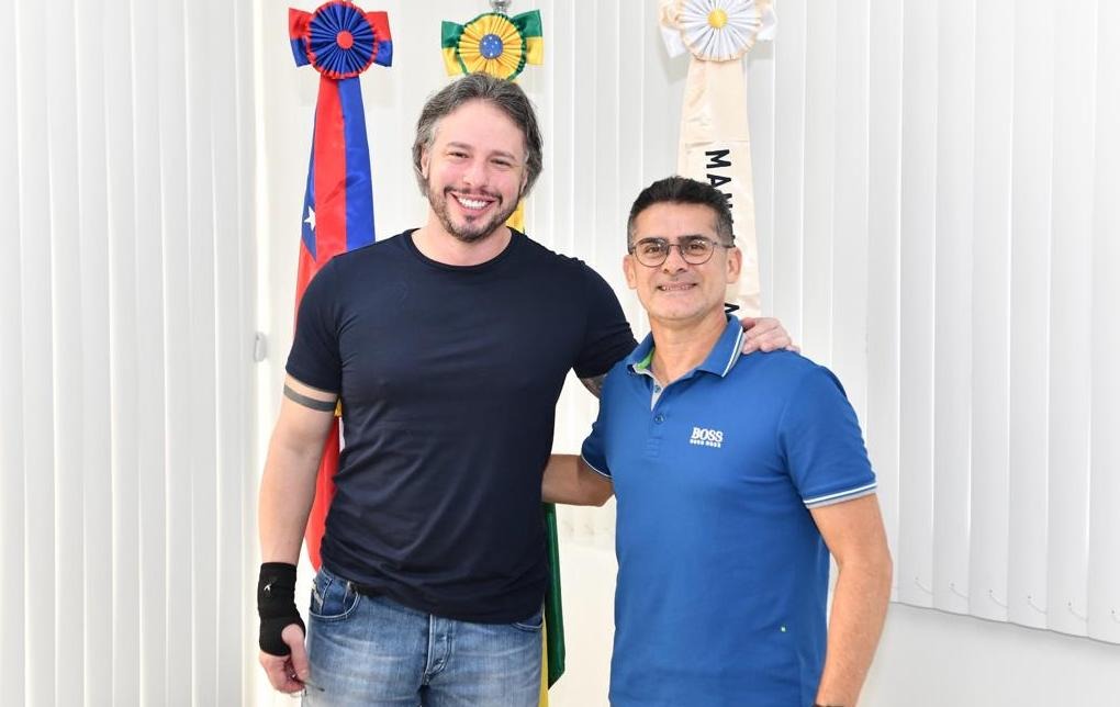 Prefeito de Manaus lamenta morte de Arthur Bisneto e decreta luto oficial