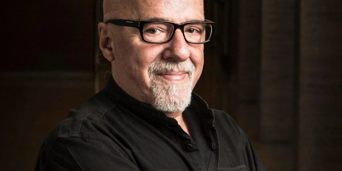 Netflix vai adaptar 'Diário de um Mago', de Paulo Coelho, e lançar filme sobre Vini Jr.