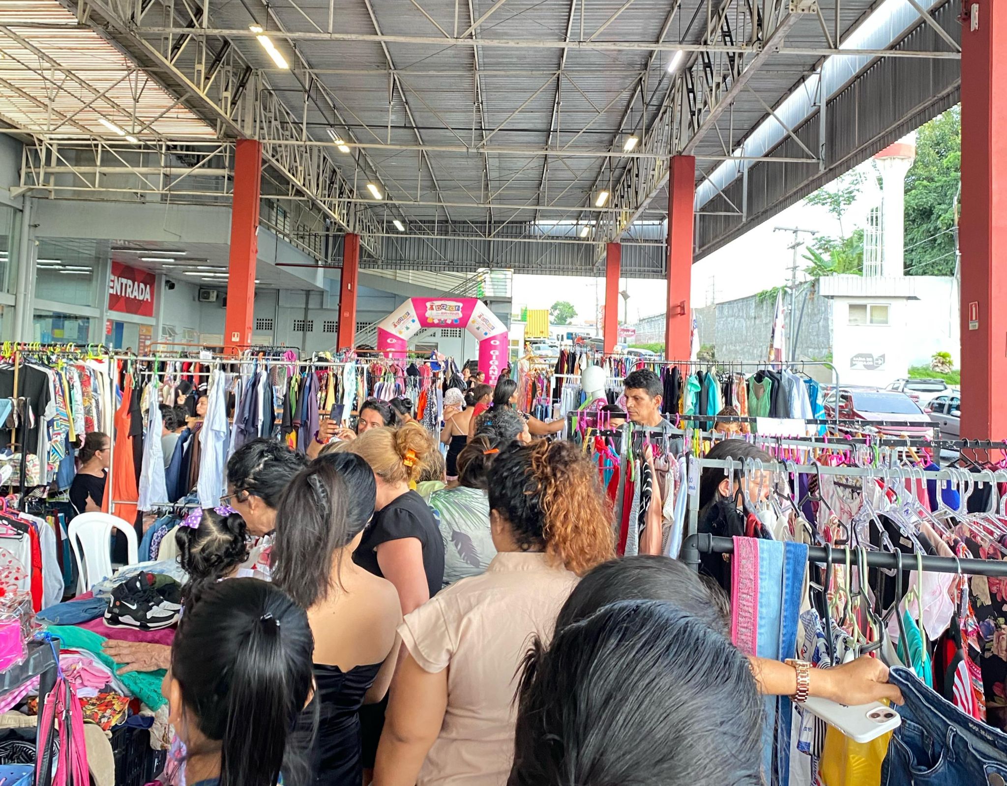 ‘Bazar da Rayana’ especial Dia dos Namorados acontece neste sábado