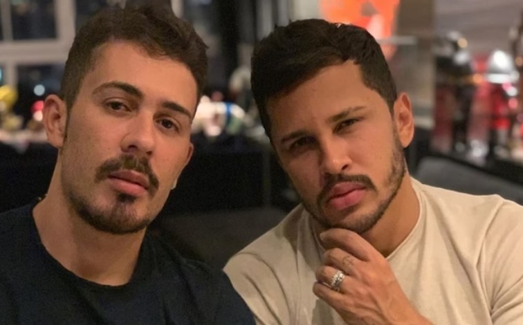 Carlinhos Maia é detonado por expor intimidade com marido Lucas Guimarães