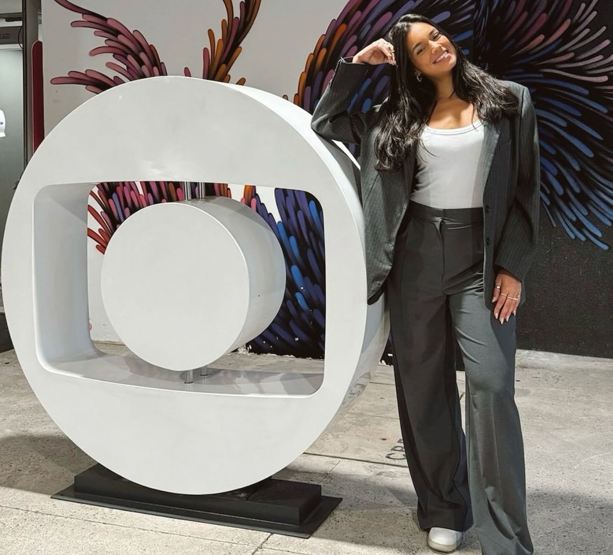 Ex-BBB Alane Dias faz testes para novelas da Globo