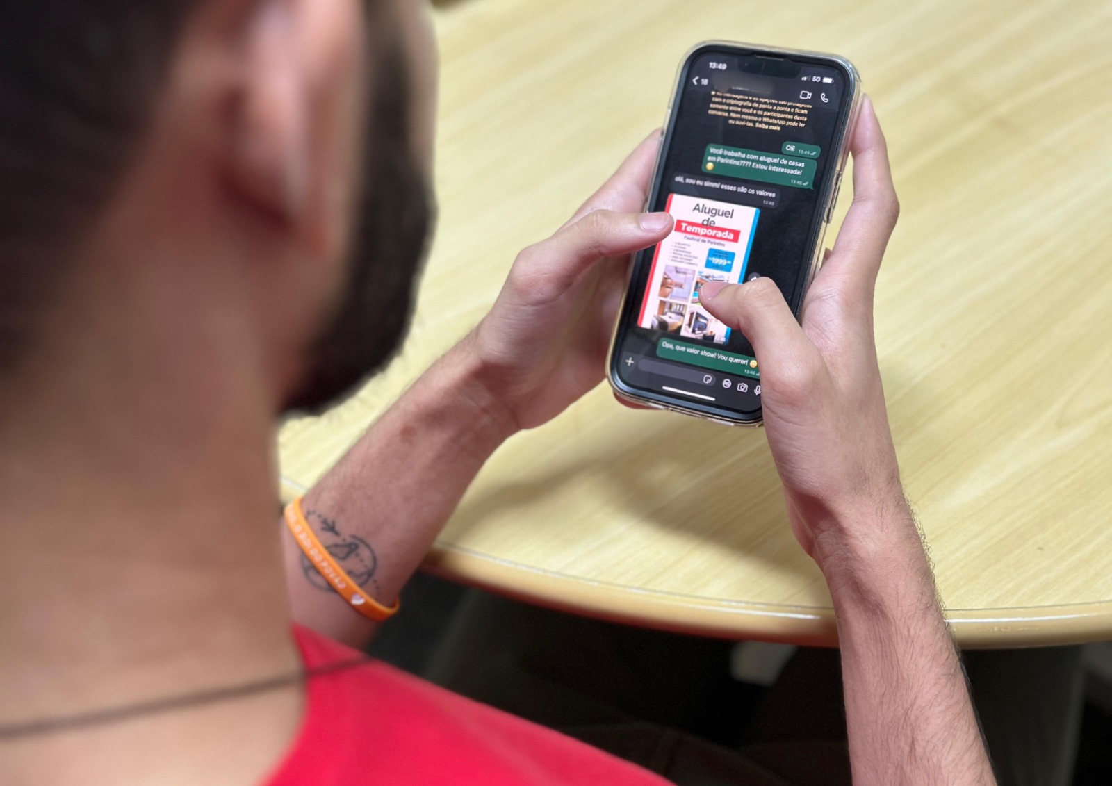 Polícia alerta sobre golpes de hospedagem durante o Festival de Parintins