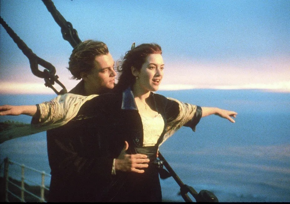 Kate Winslet diz que beijar DiCaprio em Titanic foi 'um pesadelo'