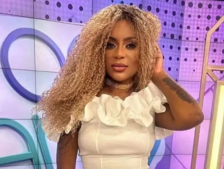 Cariúcha tem hemorragia e passa por cirurgia às pressas 