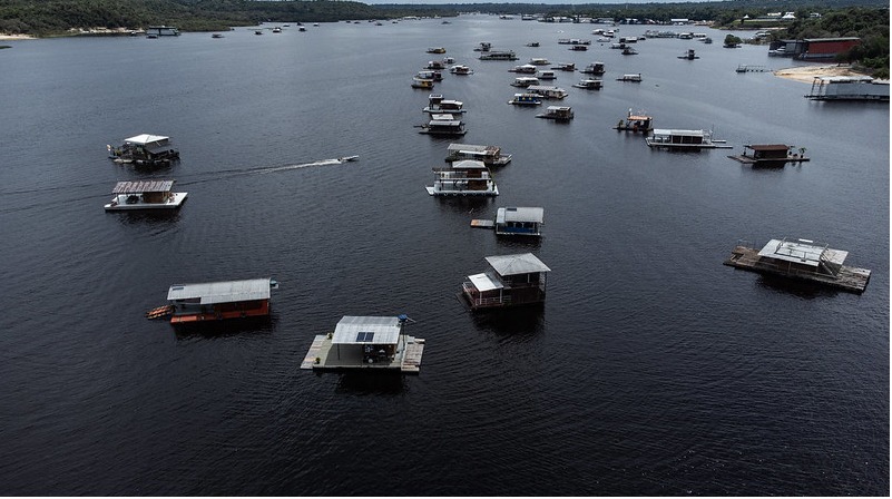 TJAM suspende remoção de flutuantes no rio Tarumã-Açu