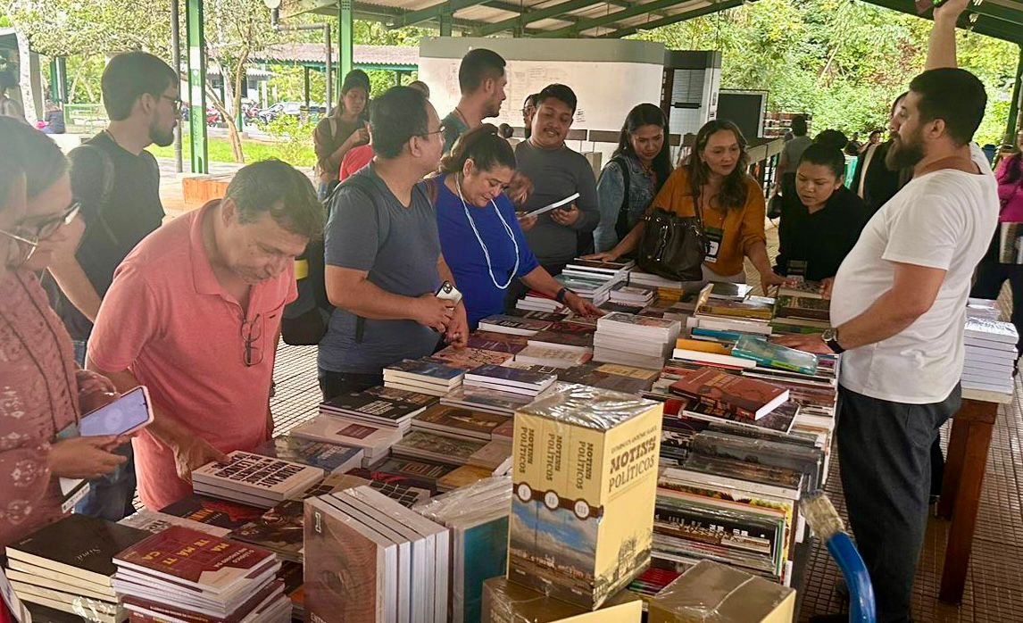 Com escritores renomados, Valer participa de XIX Encontro Abralic na Ufam