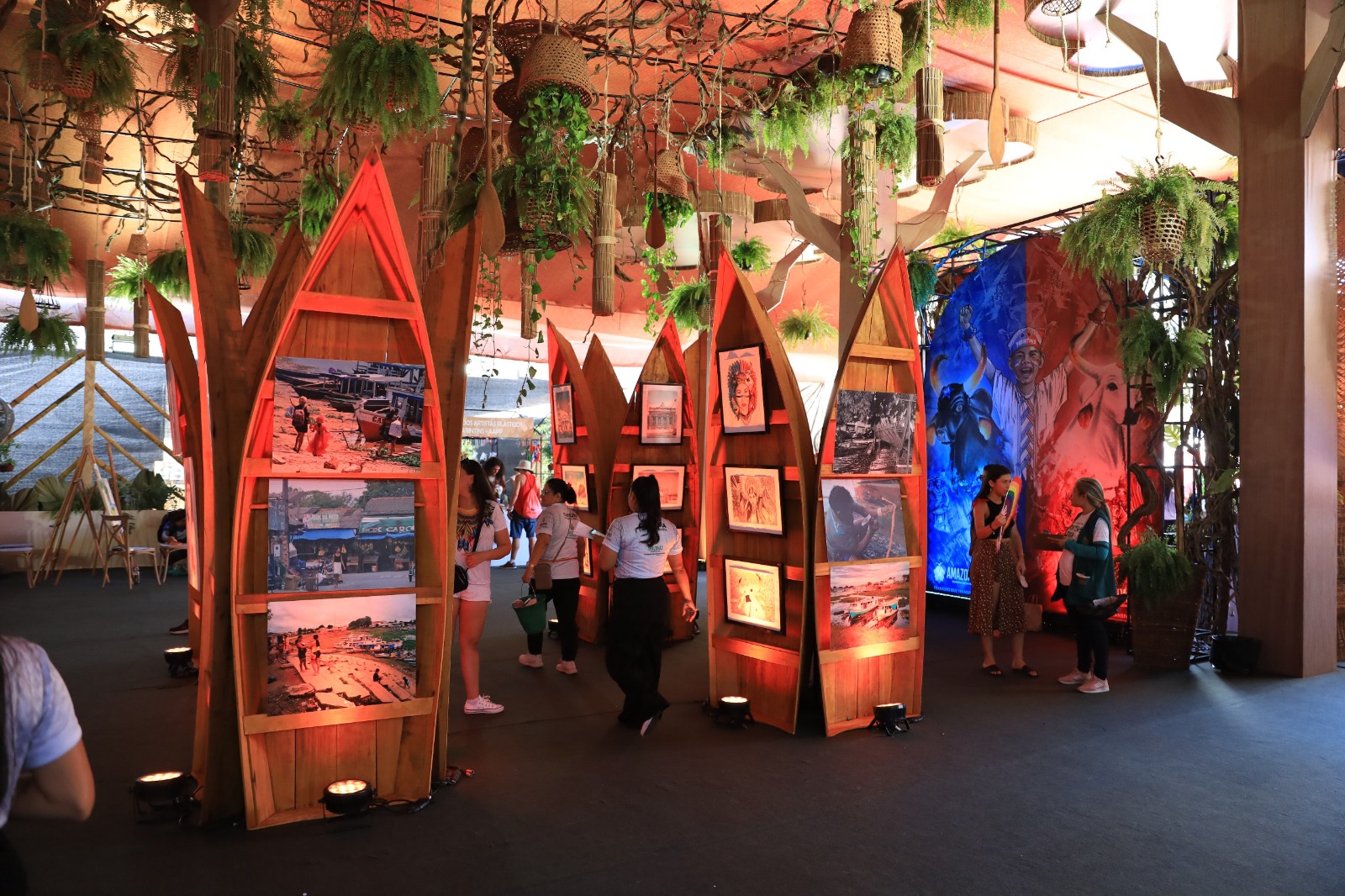 3ª Edição da Estação da Cultura agita Praça da Catedral em Parintins