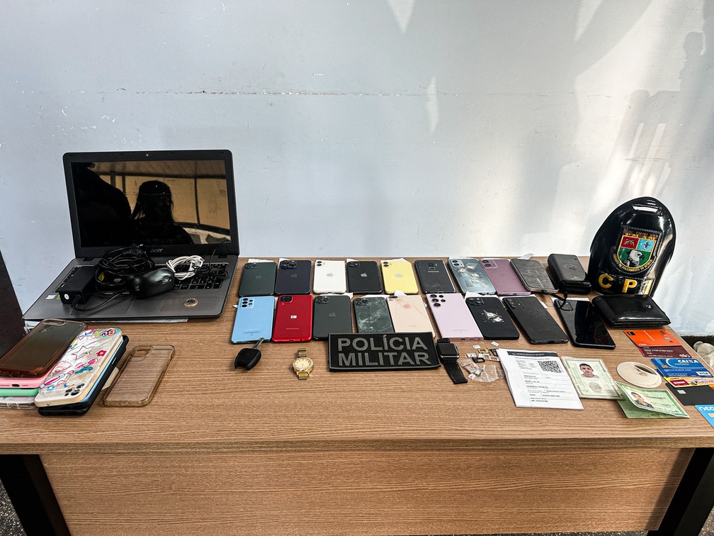 Quarteto é preso por roubo e 20 celulares são recuperados em Parintins