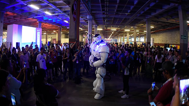 Campus Party Brasil divulga os primeiros palestrantes confirmados
