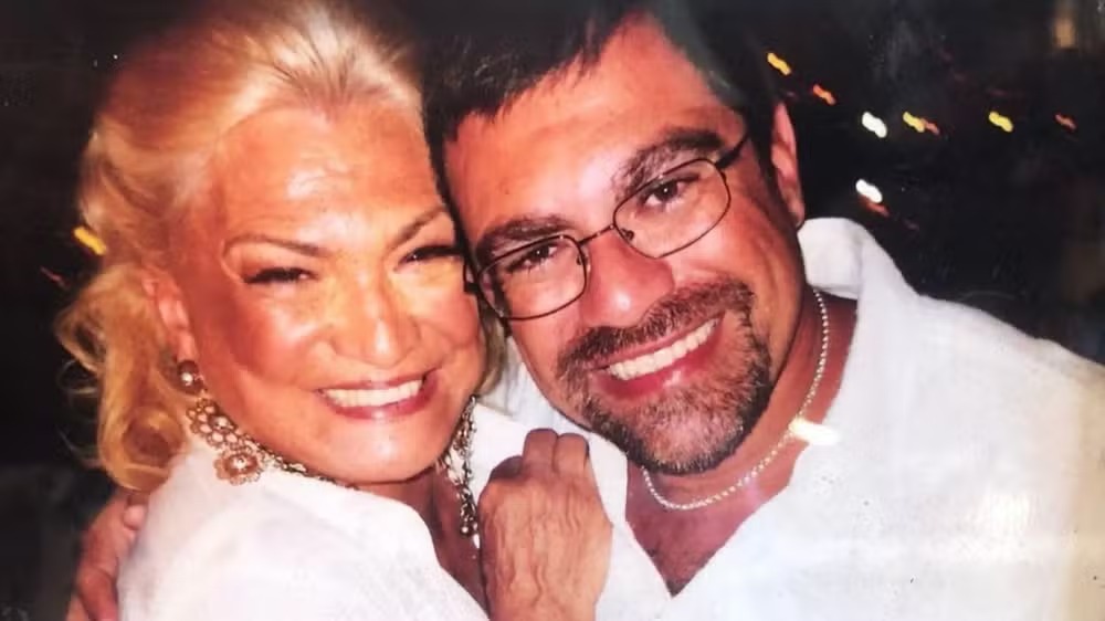 Filho de Hebe Camargo revela mágoa de Gugu Liberato 