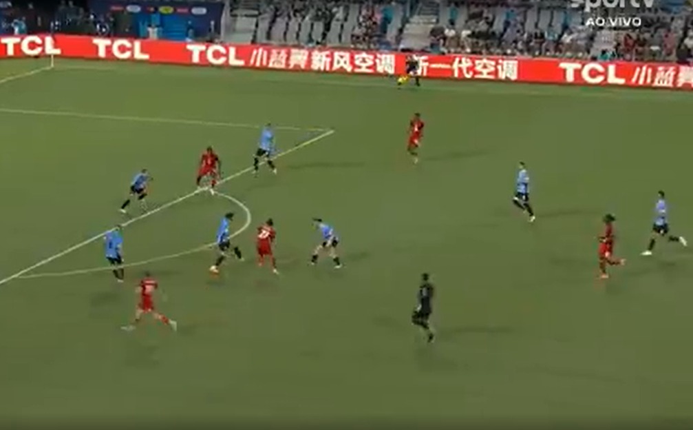 Nos pênaltis, Uruguai vence Canadá 