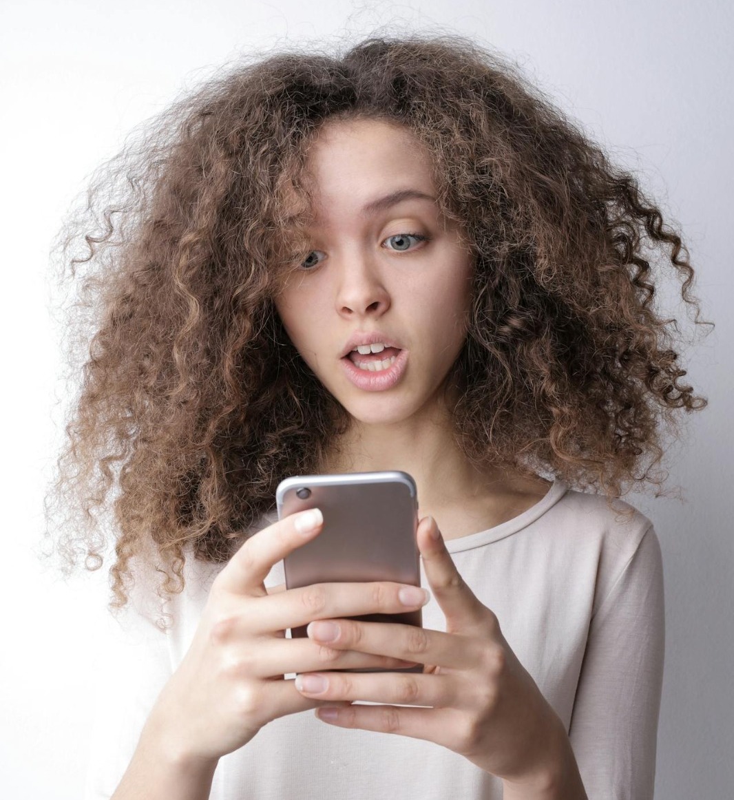 Como o celular e as redes sociais afetam os adolescentes?