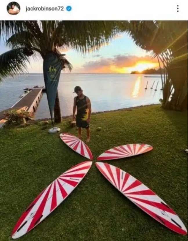 Rival australiano de Medina troca desenho da prancha após reclamação da Coreia do Sul