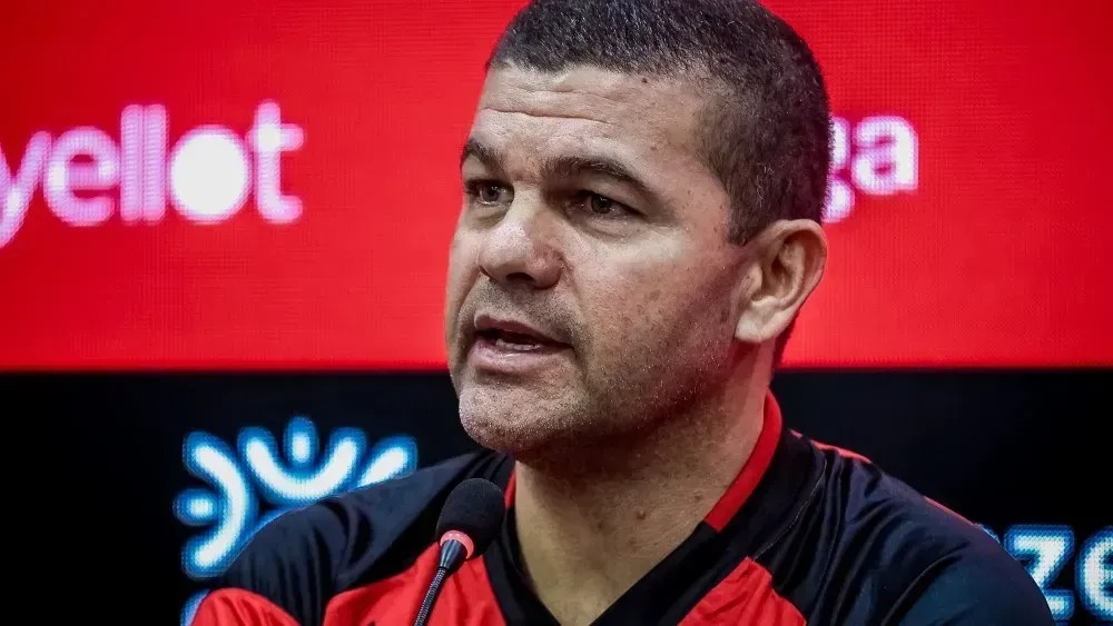 Atlético-GO contrata Umberto Louzer como novo técnico