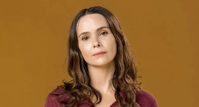 Stalker de Débora Falabella é absolvida pela Justiça