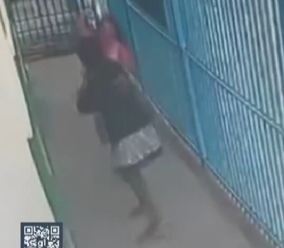 Mulher descobre traição e mata suposta amante do marido com golpes de facão