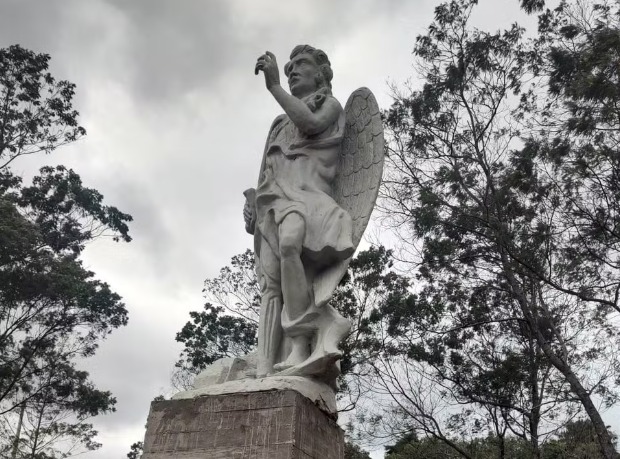 Inauguração de estátua de Lúcifer no RS é barrada pela Justiça