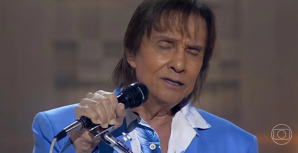 Especial de fim de ano de Roberto Carlos não vai acabar, diz equipe do cantor