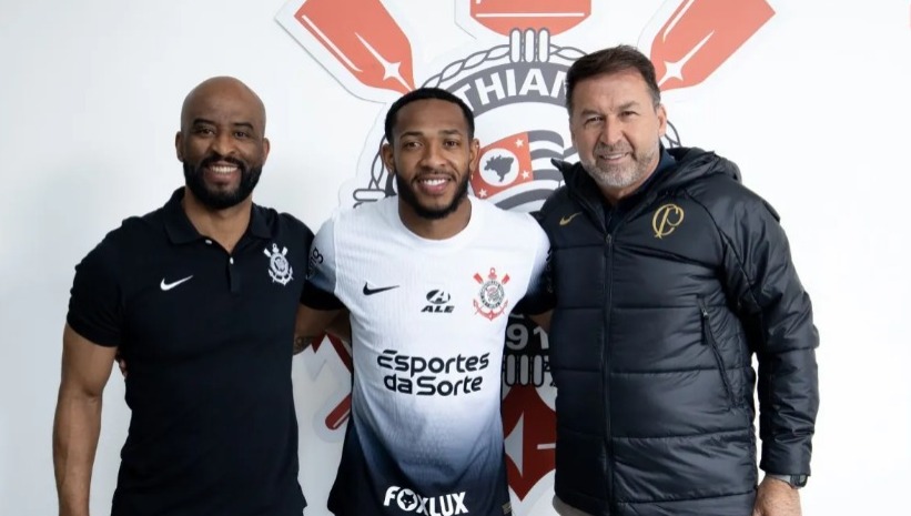 Corinthians anuncia contratação do volante venezuelano José Martinez