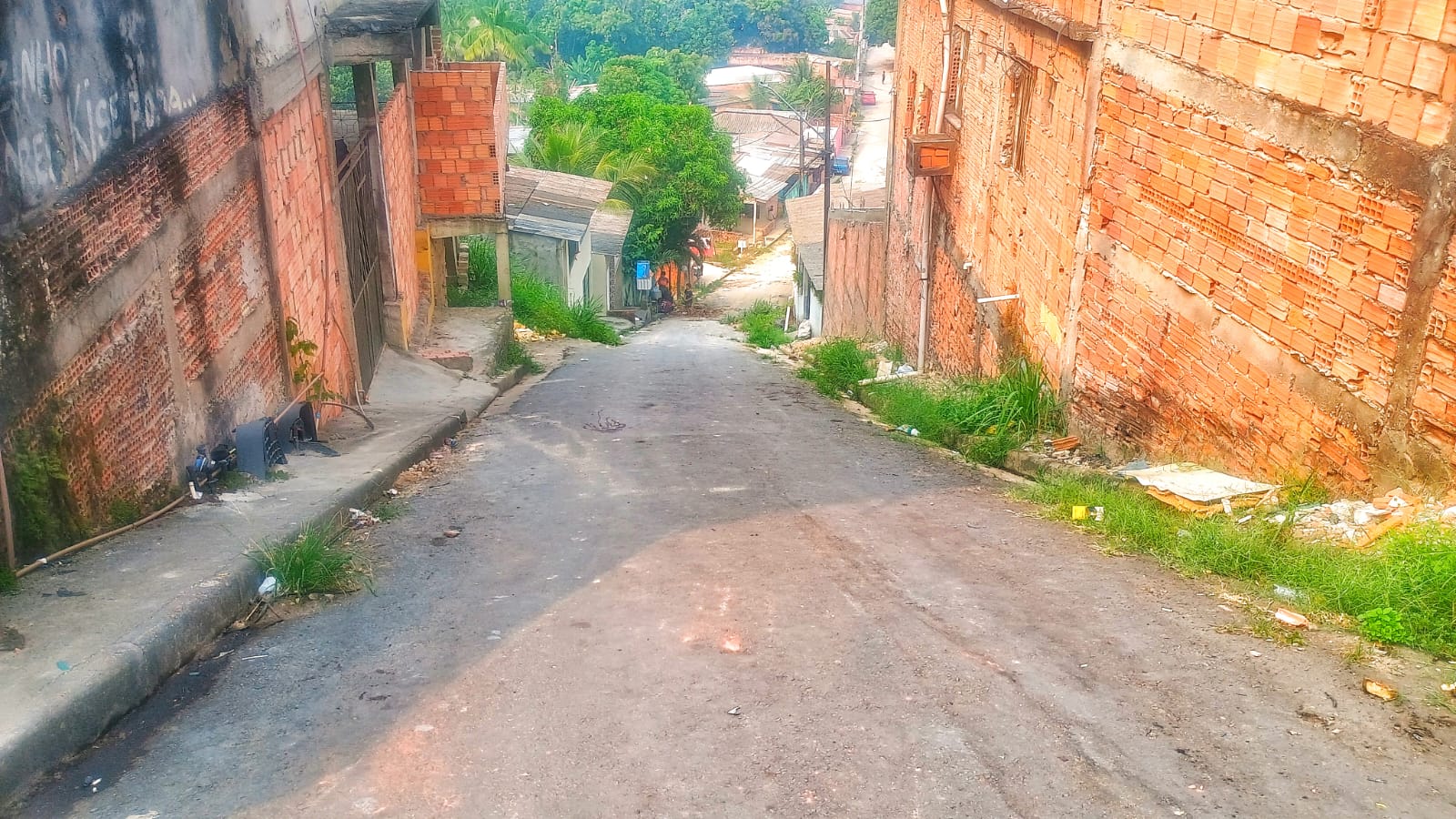 Homem é baleado e morre ao tentar escapar dos assassinos em Manaus