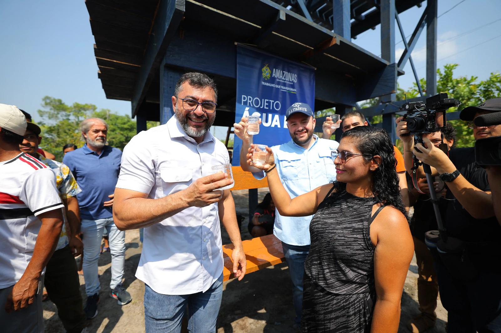 Wilson Lima entrega sistema de água para famílias da zona rural de Manaus