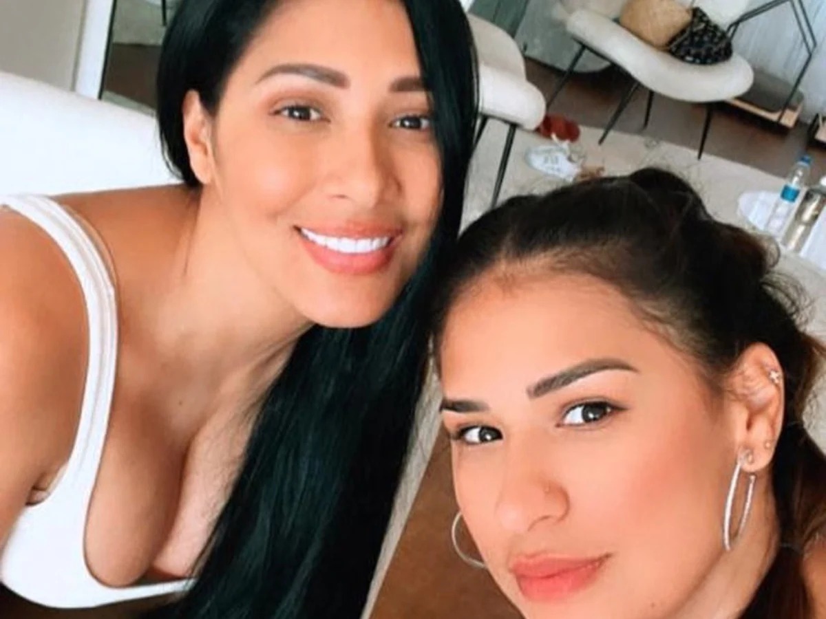 Simaria passa a morar na casa de Simone 2 anos após racha da dupla