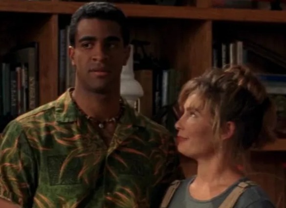 Estrela de Dawson’s Creek, Obi Ndefo morre aos 51 anos