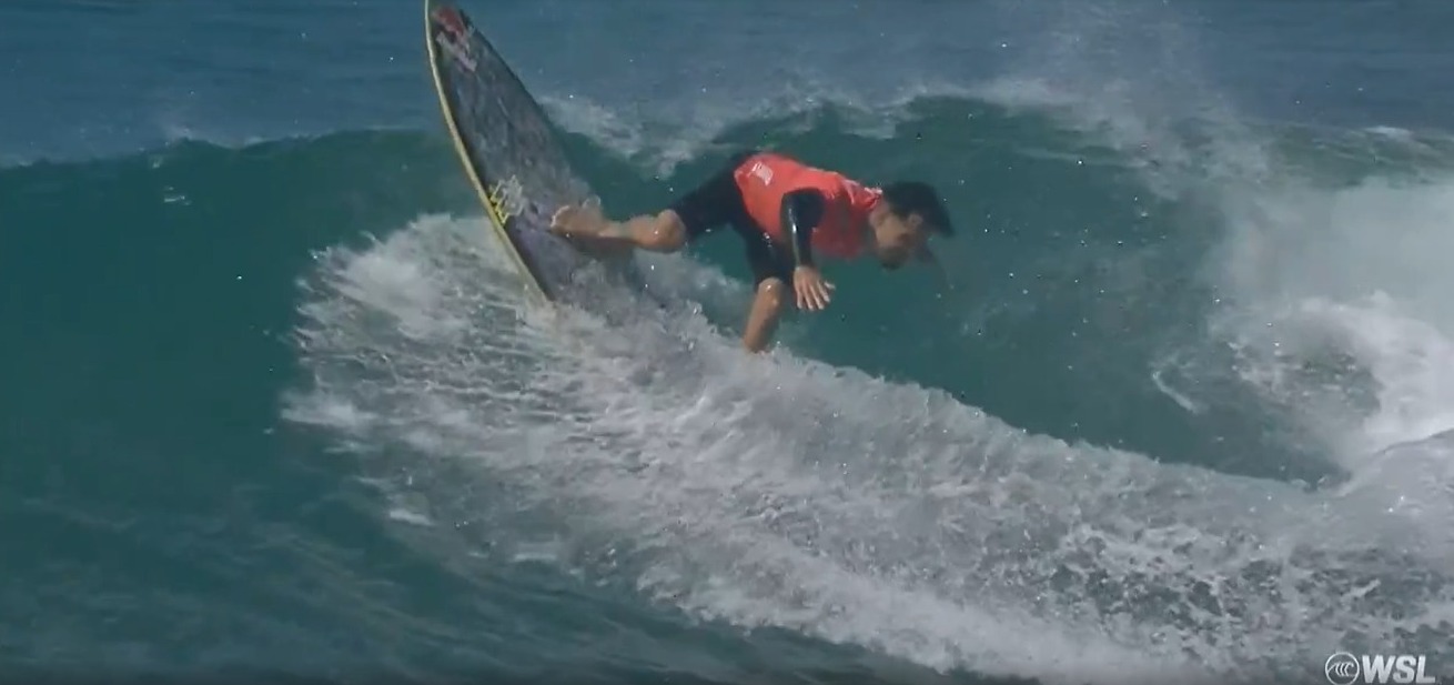 Ítalo Ferreira perde para John John Florence na final do Mundial de surfe