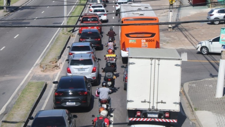 Mais da metade dos proprietários de motocicleta não tem habilitação