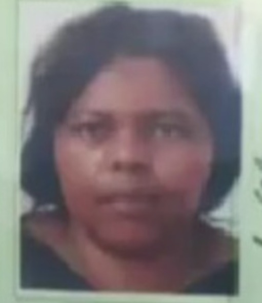 Mulher morre eletrocutada enquanto retirava roupas da máquina de lavar