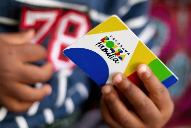 Caixa paga Bolsa Família a beneficiários com NIS de final 4