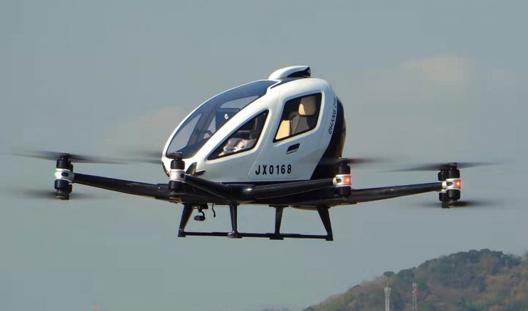 'Carro voador' realiza primeiro voo experimental no Brasil