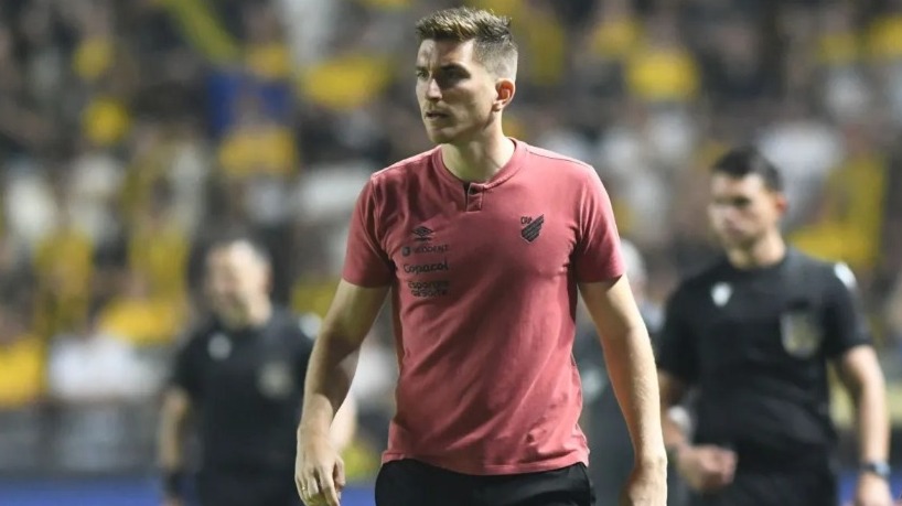 Athletico-PR demite treinador em meio à crise no ano do centenário