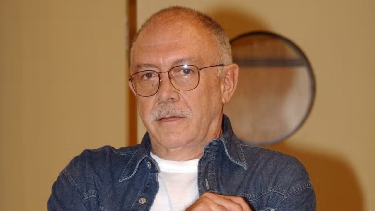 Ator Roberto Frota, de Mulheres Apaixonadas, morre após luta contra câncer