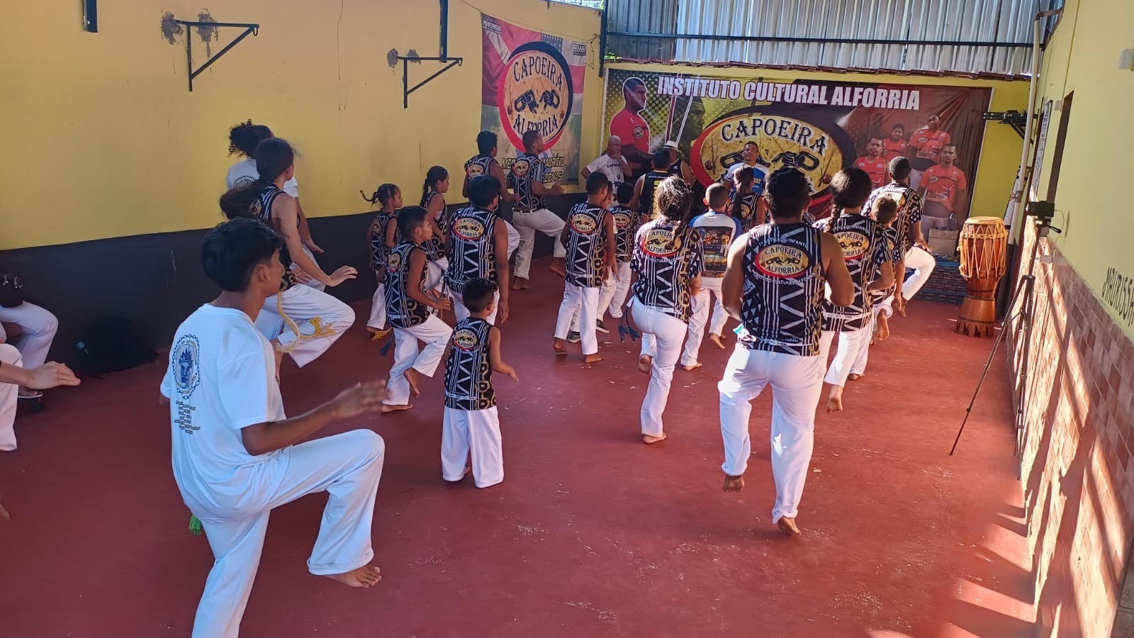 Manaus tem atividades gratuitas de capoeira nesta sexta-feira; confira