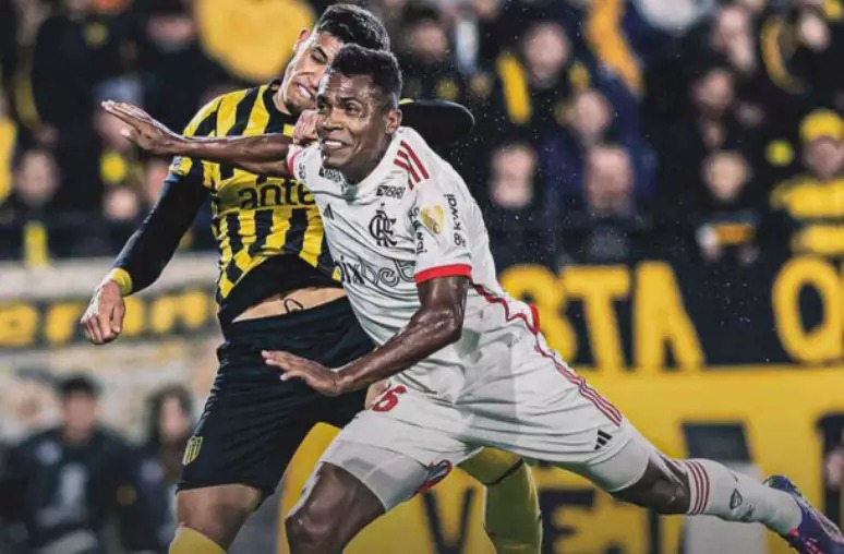 Flamengo empata com o Peñarol e está fora da Libertadores