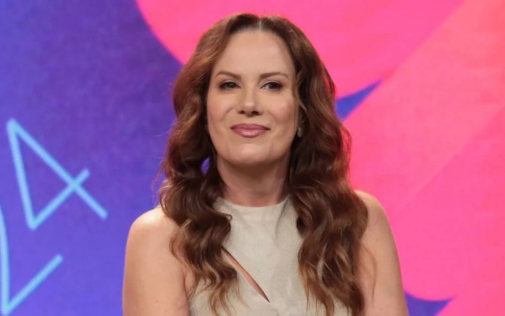Regina Volpato deixa o SBT: "Me sinto presa"