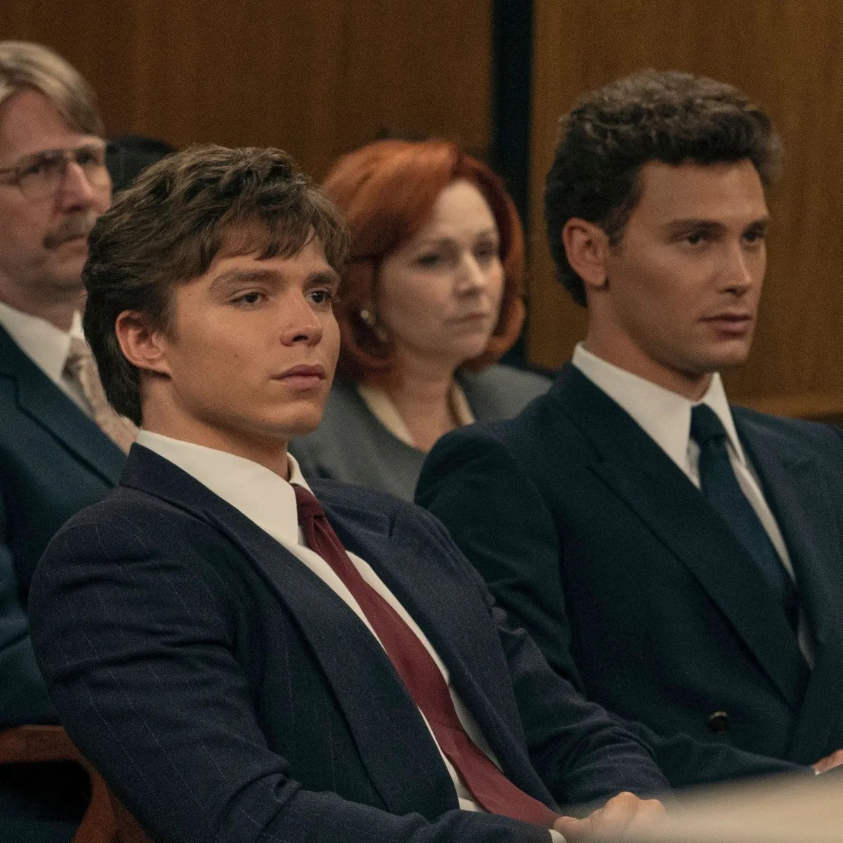 Irmãos Menéndez que inspiraram série da Netflix podem ter pena revisada