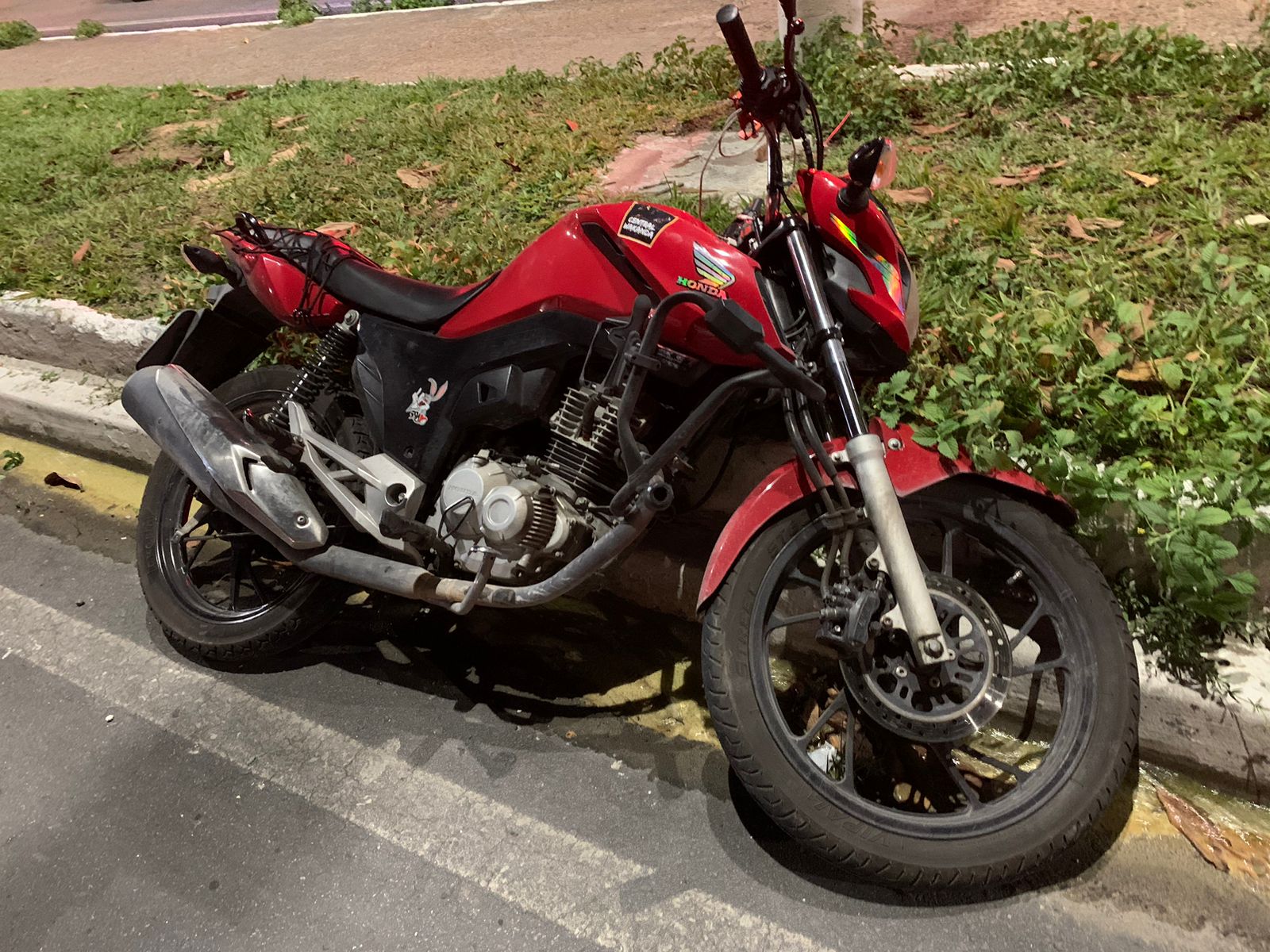 Mulher morreu após motorista bater em motocicleta na Cidade Nova; suspeito fugiu