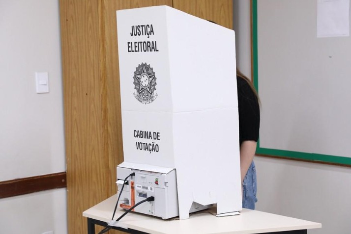 Cinquenta cidades terão segundo turno na disputa pelas prefeituras