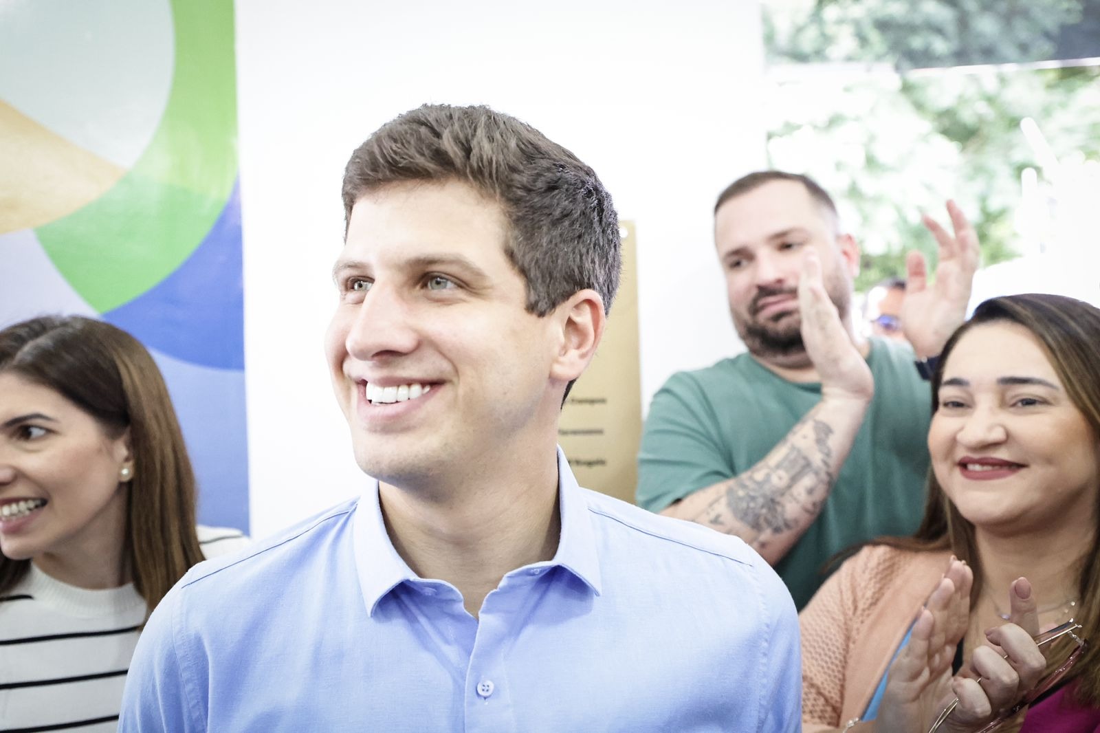 João Campos é reeleito no 1º turno em Recife