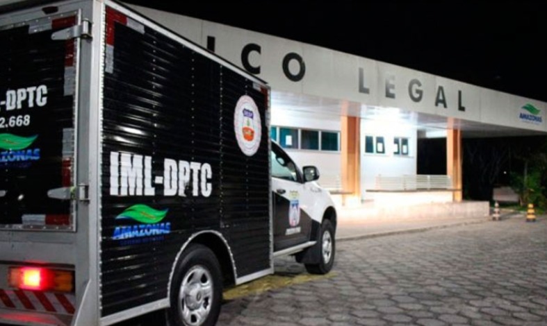 Motociclista morre ao colidir com carro na Compensa 