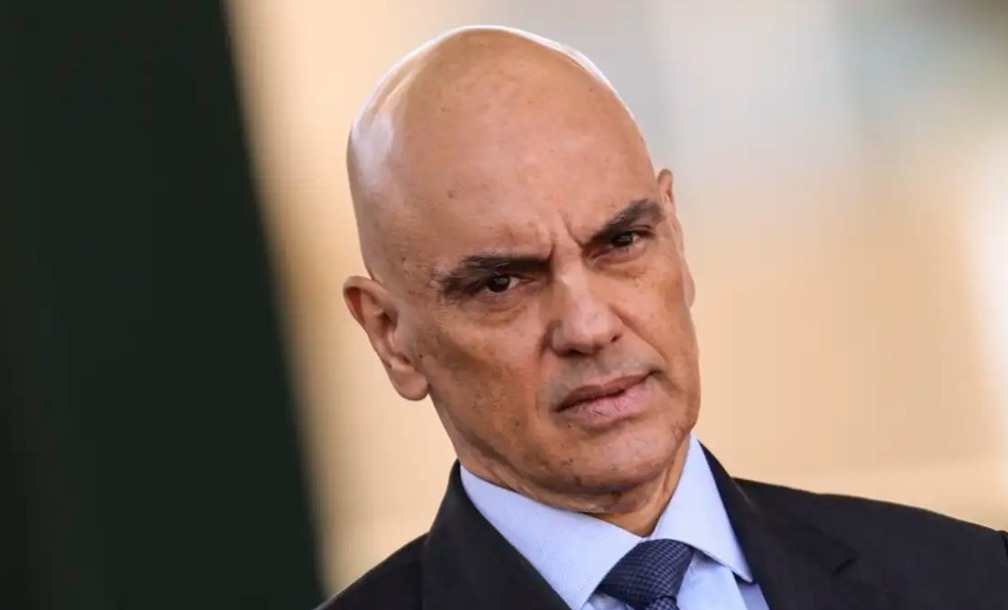 Moraes rejeita recurso de Bolsonaro para arquivar inquérito