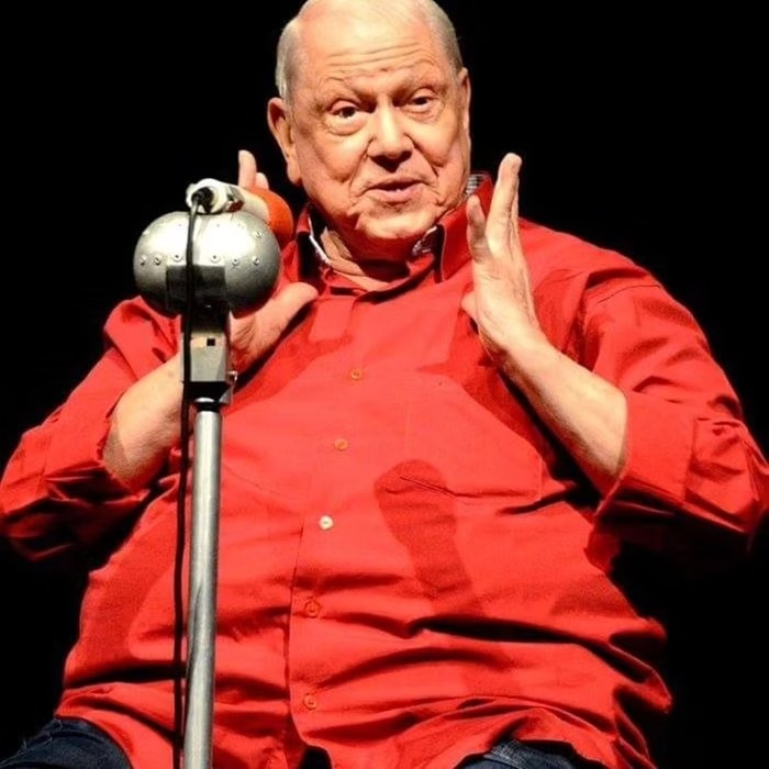 Humorista Ary Toledo morre aos 87 anos