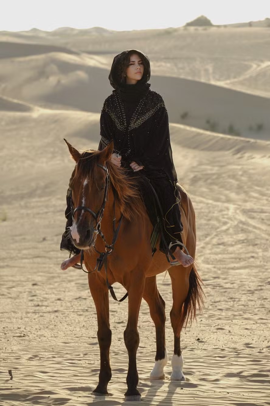 Streamer brasileira fatura R$ 3 milhões em lives no TikTok