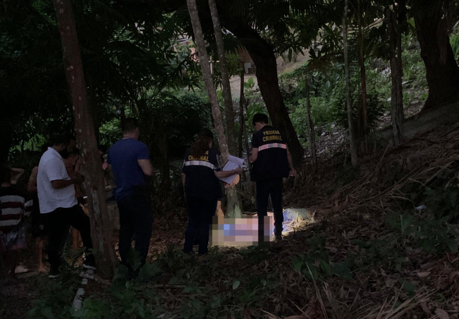 Jovem é executado em matagal de Manaus