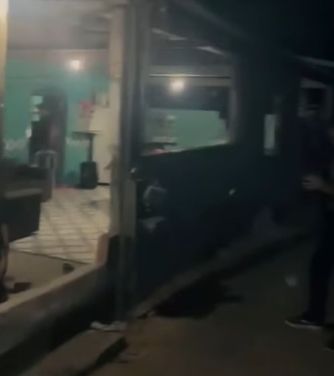 Homem sequestrado por dever agiota é salvo em Manaus; trio é preso