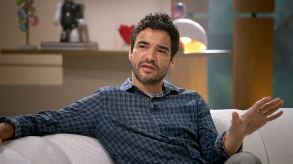 Caio Blat fala sobre fim do casamento: "não conseguia levantar da cama"